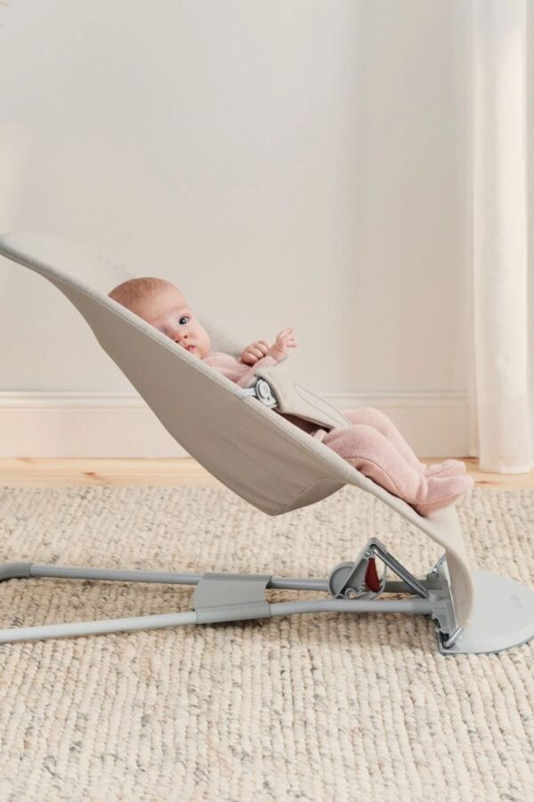 Babybjörn Bouncer Bliss lamamistool, Light Beige - Image 4