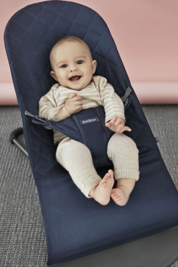 Babybjörn Bouncer Bliss Cotton lamamistool, Midnight Blue — изображение 2