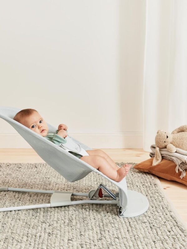 BabyBjörn Balance Soft lamamistool, Silver-White mesh — изображение 3