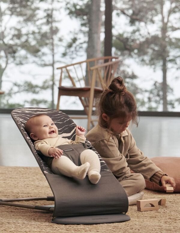 Babybjörn Bouncer Bliss lamamistool, Landscape Anthracite — изображение 4